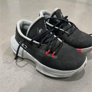 Steph Curry Toddler size 12 basketball shoe